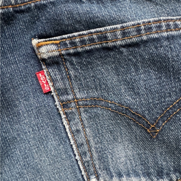 Vintage Levi’s 501 Jean shorts - Picture 6 of 6